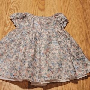 Special Occasions Girl's Dress Size: 6-9 Months Flowers Lined